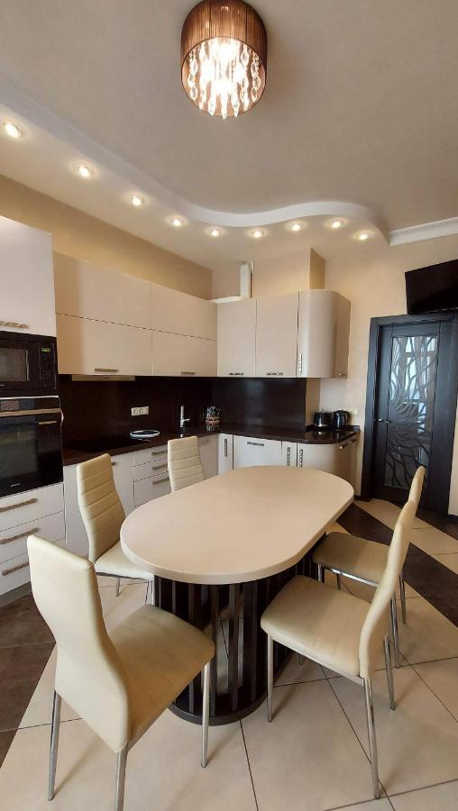 Просторі Апартаменти Kiev Exterior foto